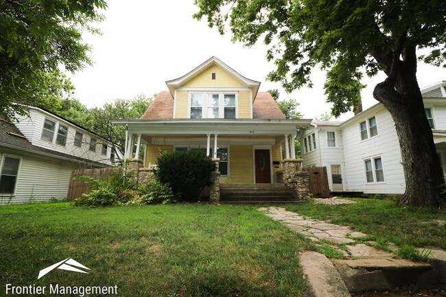 Photo - Spacious Home Located right next to Aggiev...