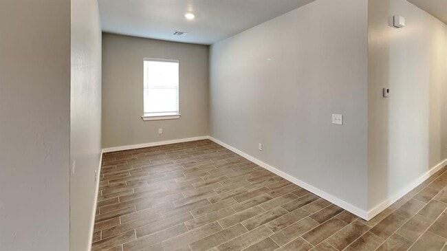 Photo - 4521 NE 124th St