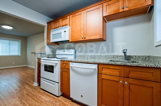 Photo - 271 Glen Iris Dr NE Unit 2a