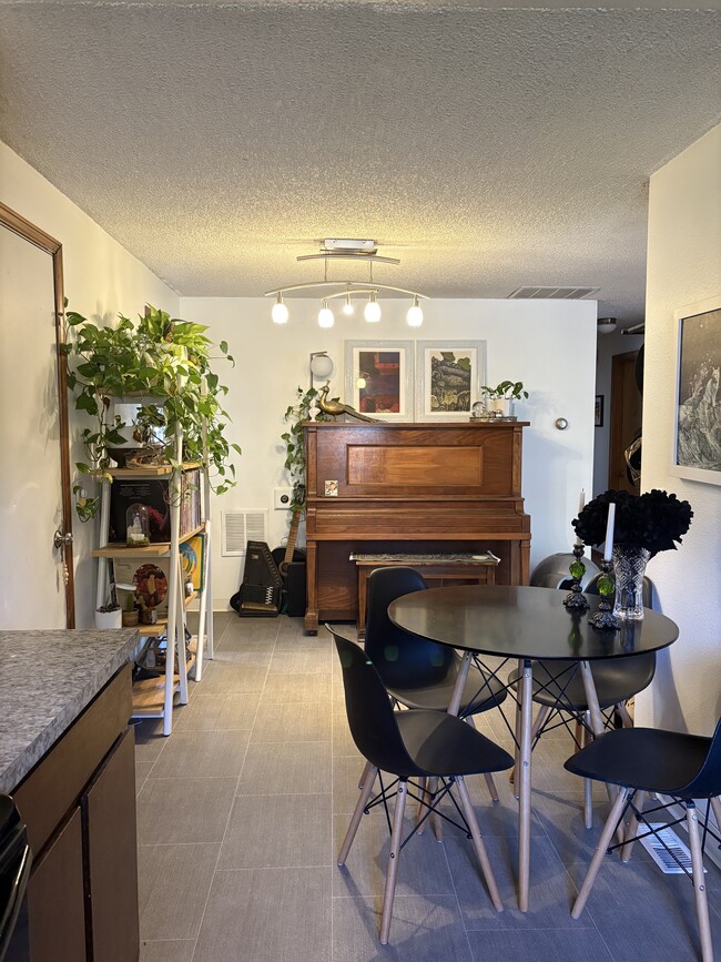 Photo - 3308 SE 11th St
