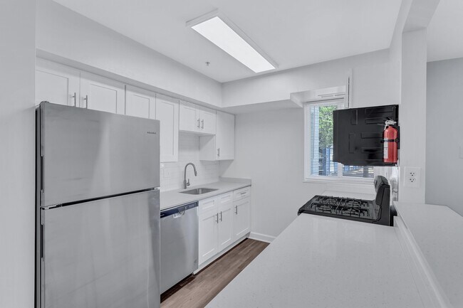 Hillstone Apartments