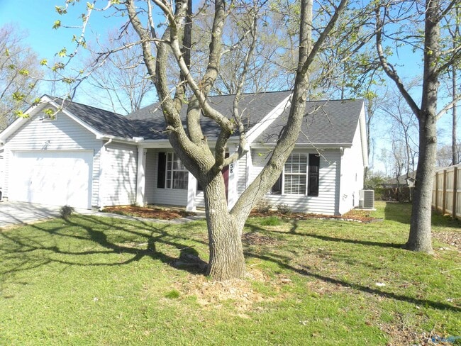 Photo - 258 Mountain Creek Dr