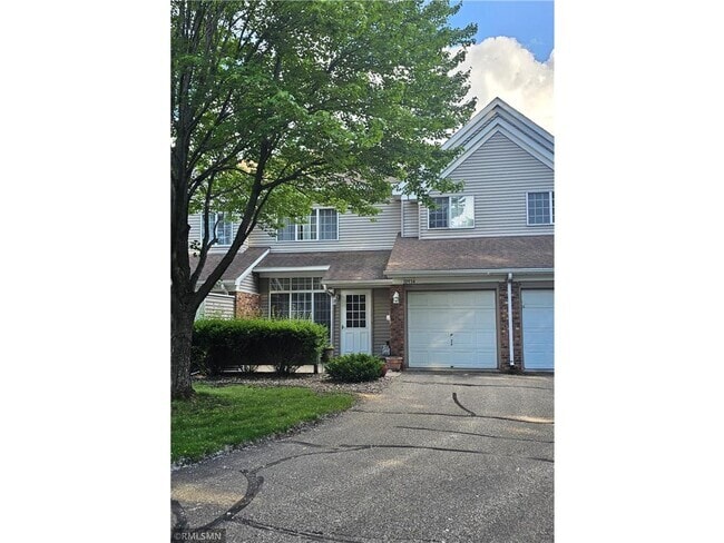 Building Photo - 10934 Pennsylvania Ave S Rental
