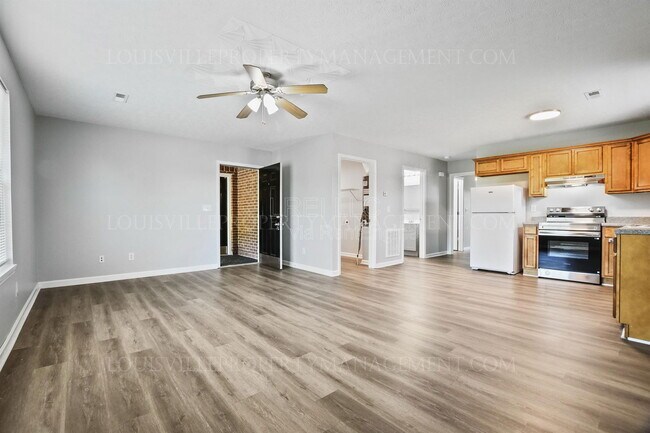 Photo - 306 Keeneland Dr Unidad 2b