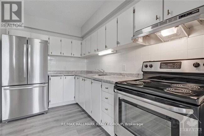 Photo - 158C McArthur Ave. Unit 302