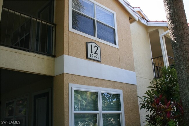 Building Photo - 12591 Equestrian Cir Rental