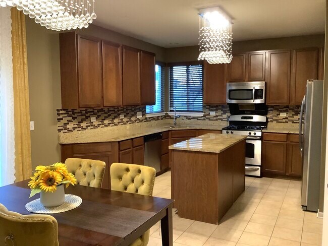 Photo - 2956 Aberdeen Dr