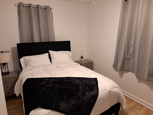 Photo - 337 Woodview Ave Unit A