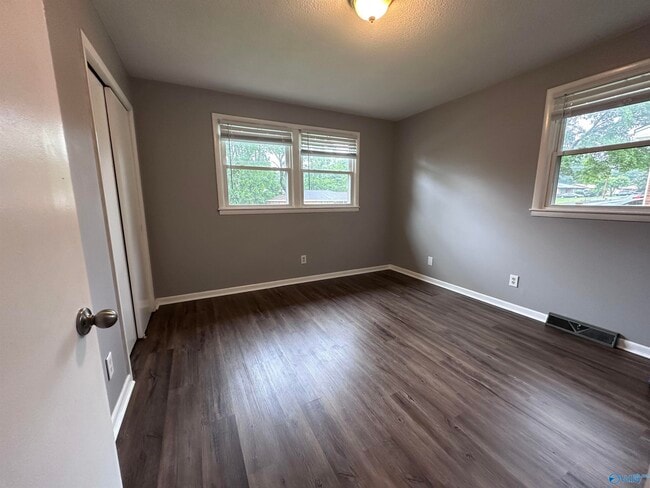 Photo - 3304 Caywood Dr NW