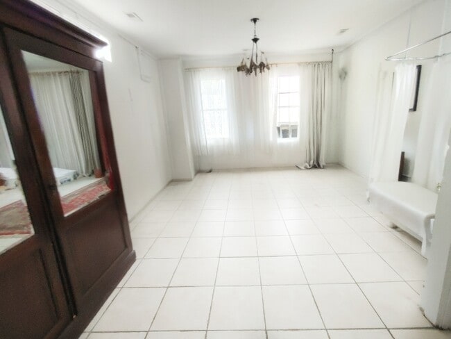 Photo - 197 Spring St