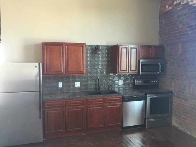 Photo - 151 W. 2nd St. Unit 104