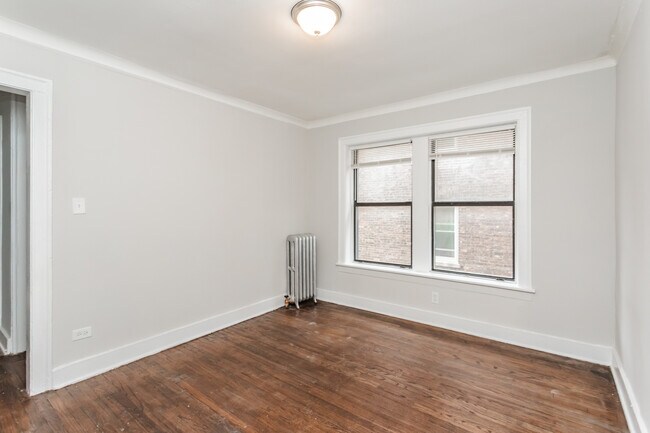 Photo - 6949 S Paxton Ave Condo Unit 3E