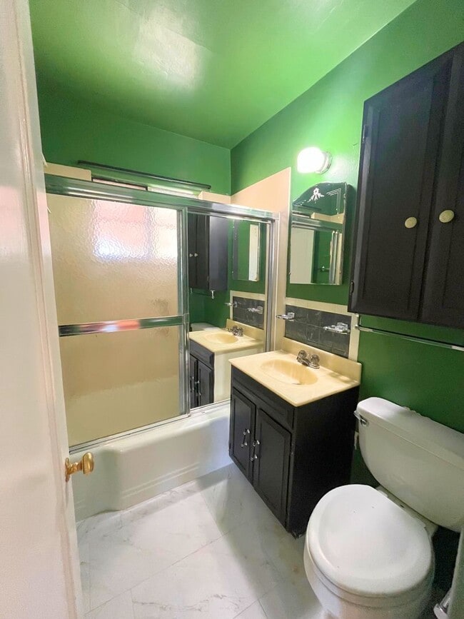 Charming 2 Bedroom 1 Bathroom Home In ABQ! Rental House Rental in