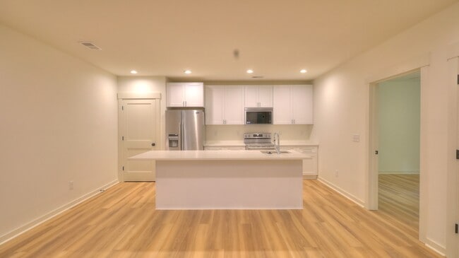 Kitchen - 345 W Stewart Ave Unit 345B W Stewart Ave