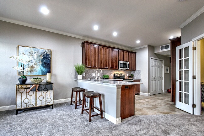 Towne Square Condos