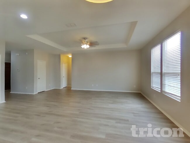115 Abelia Dr