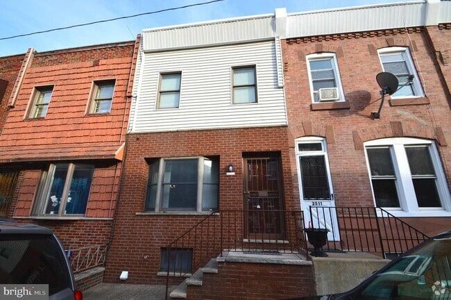 Building Photo - 2509 S Alder St Rental