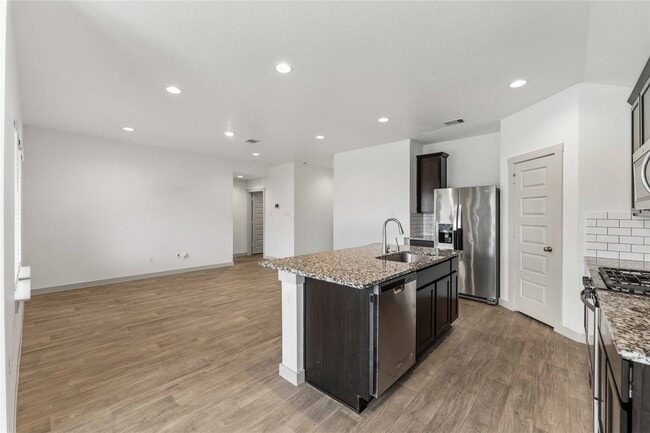 Photo - 8127 Molasses Wy