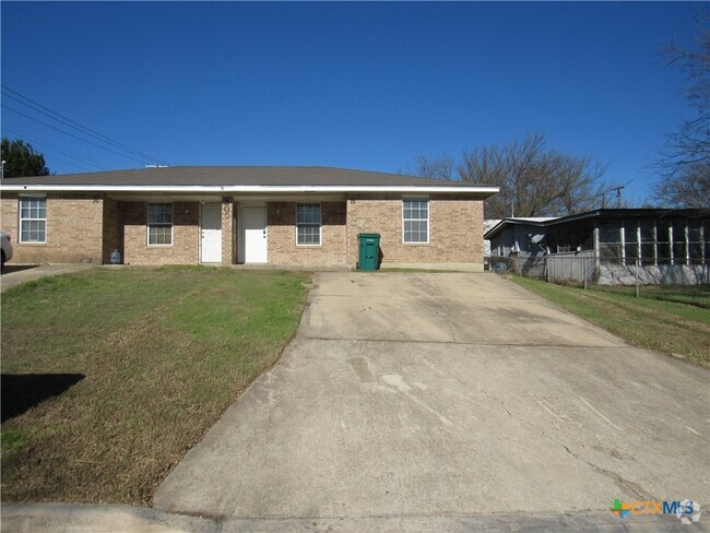 Building Photo - 200 Randy Blvd Rental