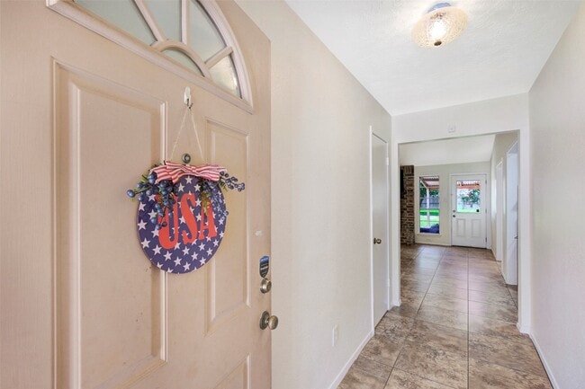 Photo - 10314 Paintbrush Ln