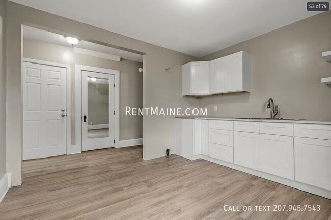 38 Jefferson St Unit 2