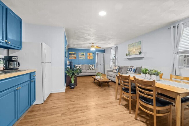 1427 W Ocean View Ave Unit SI ID1328010P