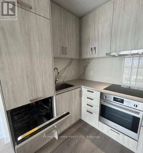 Photo - 60 Honeycrisp Cres Unit 708