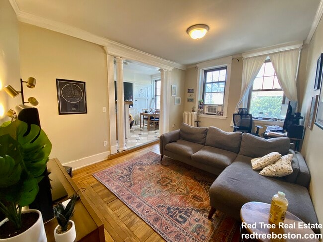 Photo - 5 Braemore Rd Unit 2