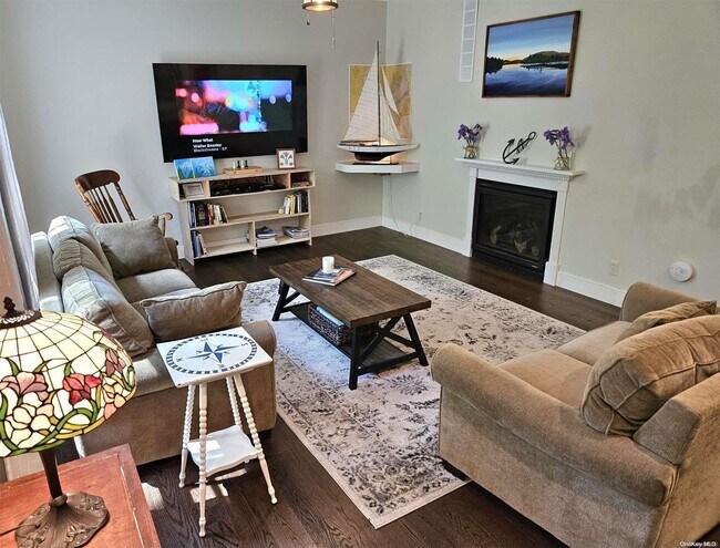 Photo - 6430 Hortons Ln