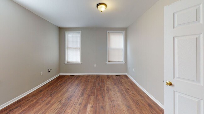 1823 N 33rd St Unit 1F