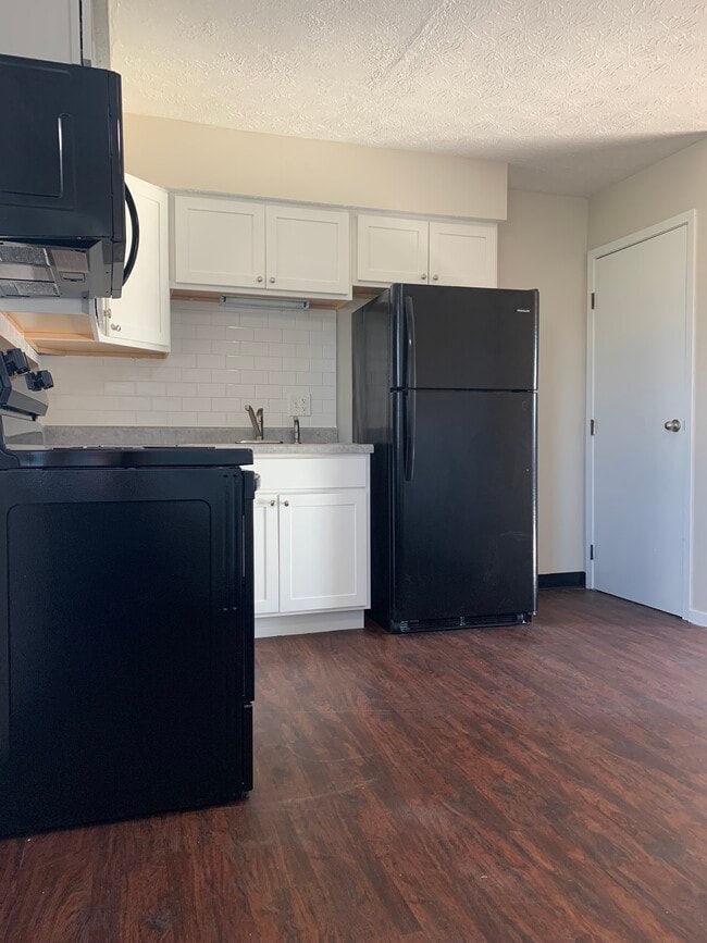 Photo - 6153 Laurelwood Ct Unit 6153
