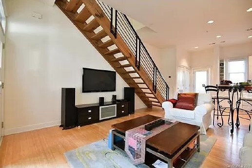 Photo - 663 N Alexander St Townhome