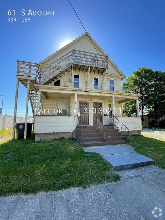 Building Photo - Three bedroom one bathroom duplex for rent Rental