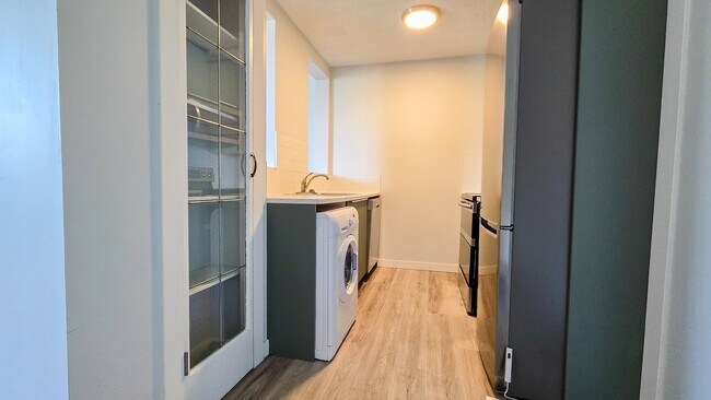 Photo - 314-314 14 St NW Unit 305