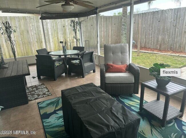 Photo - 382 Naugatuck Dr