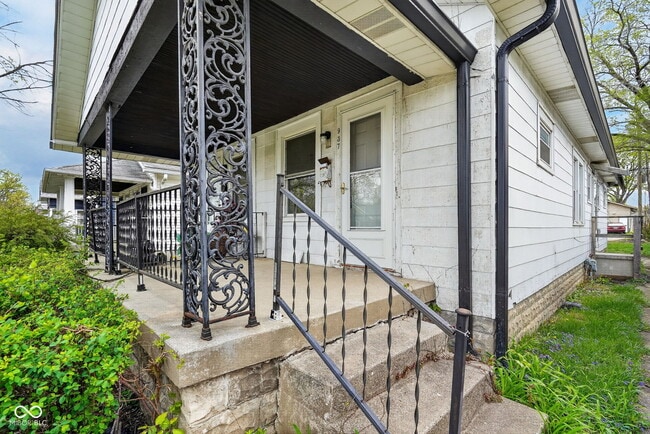 Photo - 937-939 N Drexel Ave