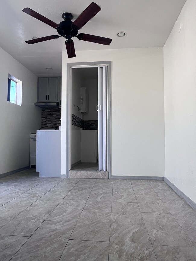 Photo - 814 W 147th St Unit Side