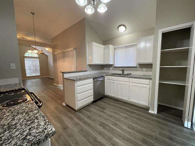 5737 Sterling Green Trail