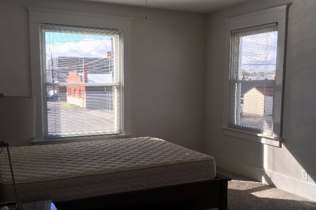 Bedroom - 116 Walnut St Unit D