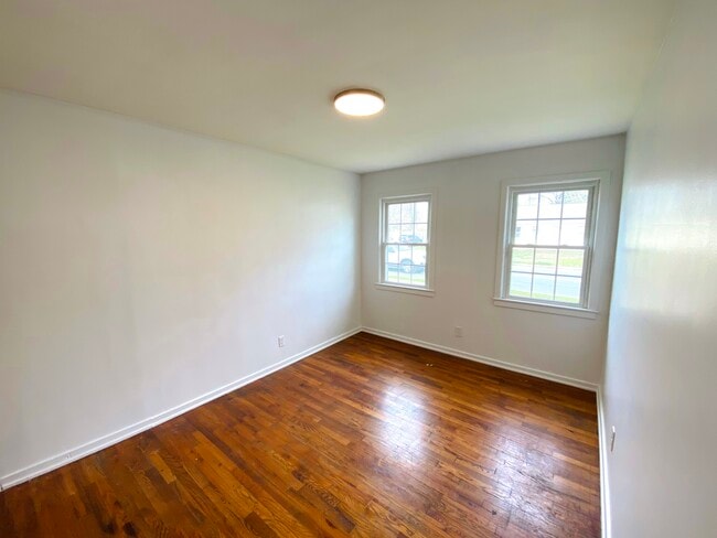 Photo - 58 Waddell Rd