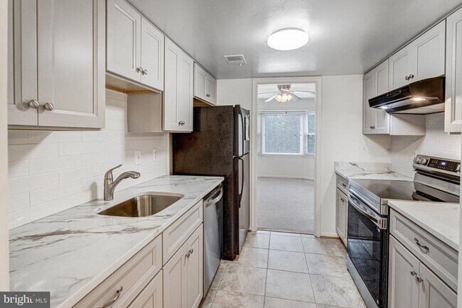 Photo - 11337 Cromwell Ct