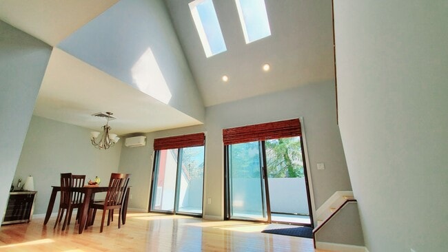 Photo - 14 Cerone Ct Unit 14