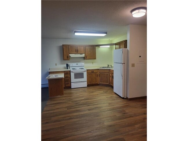 Photo - 609 Main St S Unit 7