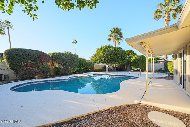 Photo - 10832 W Saratoga Cir