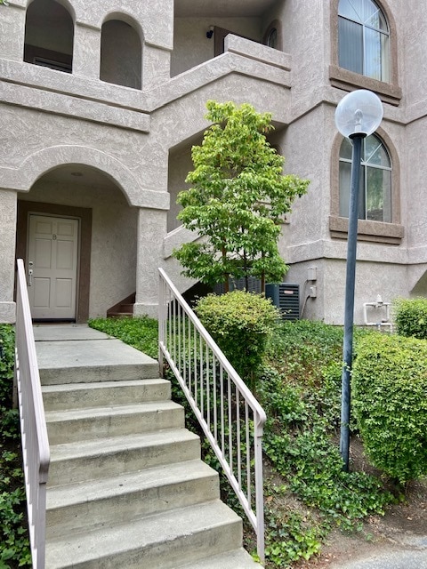 Photo - 7130 Woodlake Ave Unit G