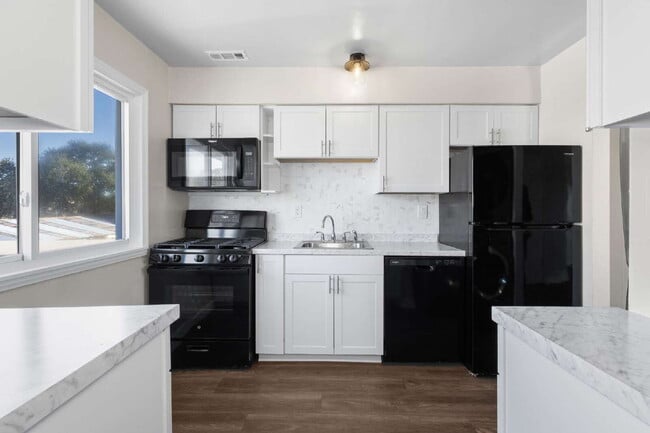 Photo - Little Blue in Ocean View Unit #A