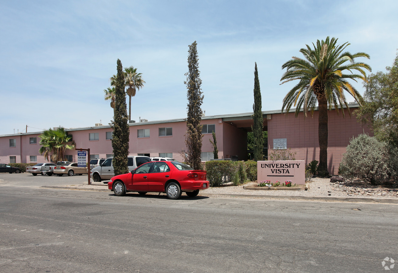 University Vista Student Apartments - University Vista Student Apartments