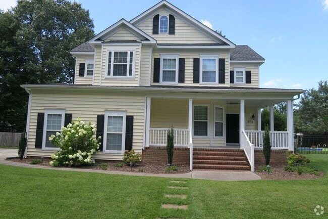 Building Photo - Kings Grant - Available September 10! Rental