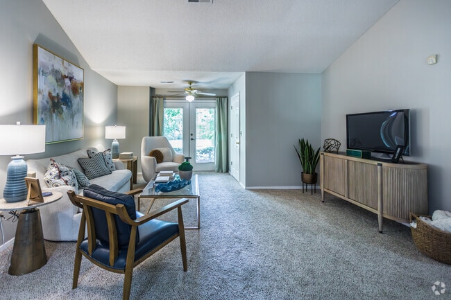 2BR, 2BA - 1,159SF - Living Room - Somerset at Lakeland