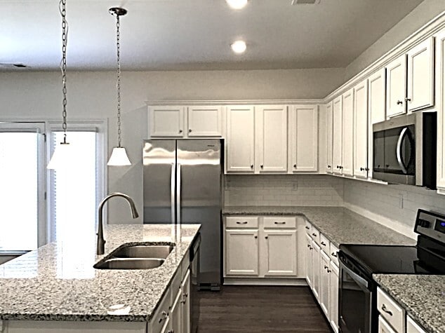 Photo - 1462 Weatherbrook Cir